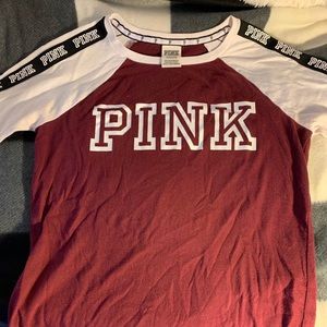 size small maroon&white PINK t-shirt